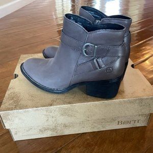 Women's Born Boots